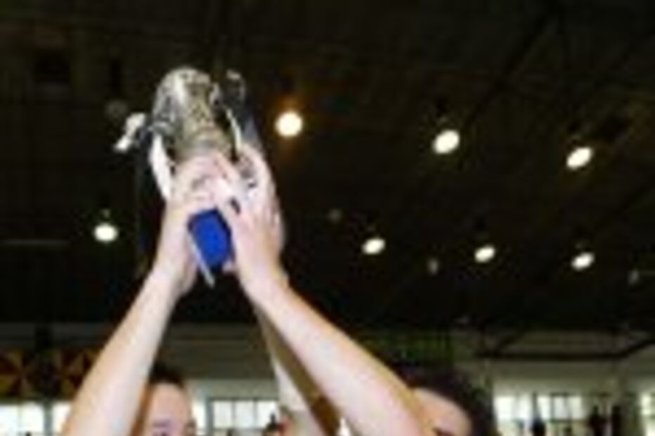 Axadrezados conquistam troféu histórico