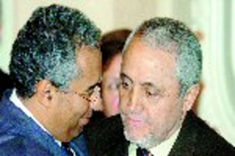 Presidente demite-se