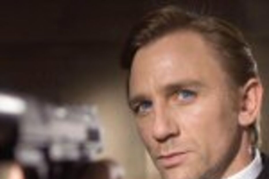 Bond chega em Novembro