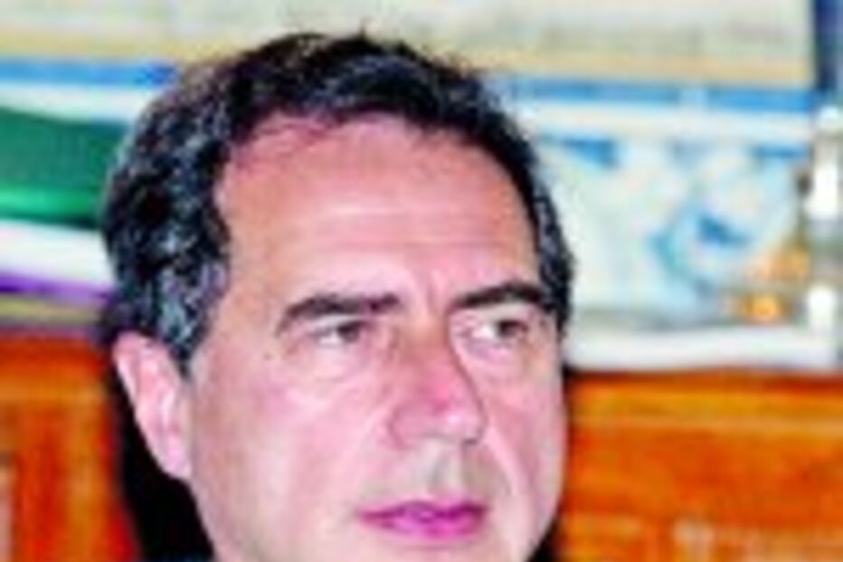 Morreu embaixador António Monteiro Portugal