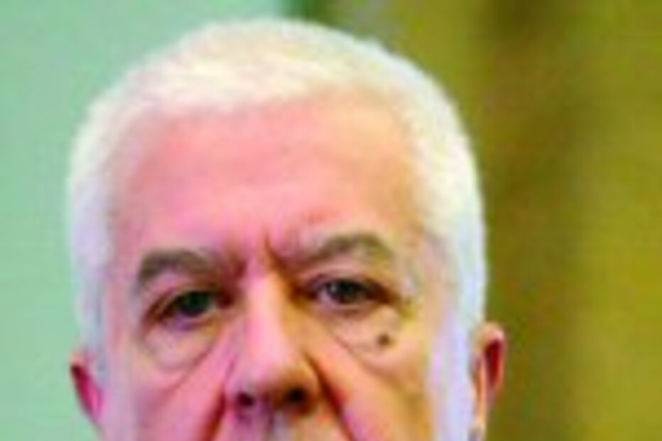 Teixeira Santos impede acordo