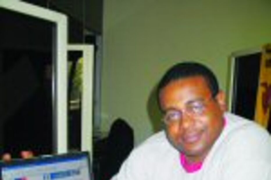 Cabo Verde escreve-se  desde Aveiro