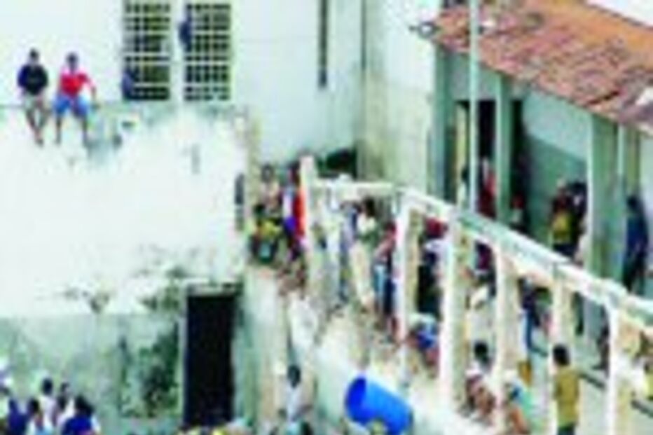 Criminosos do PCC  burlam greve de fome