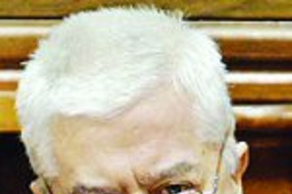 Ministro paga 4,2 mil milhões