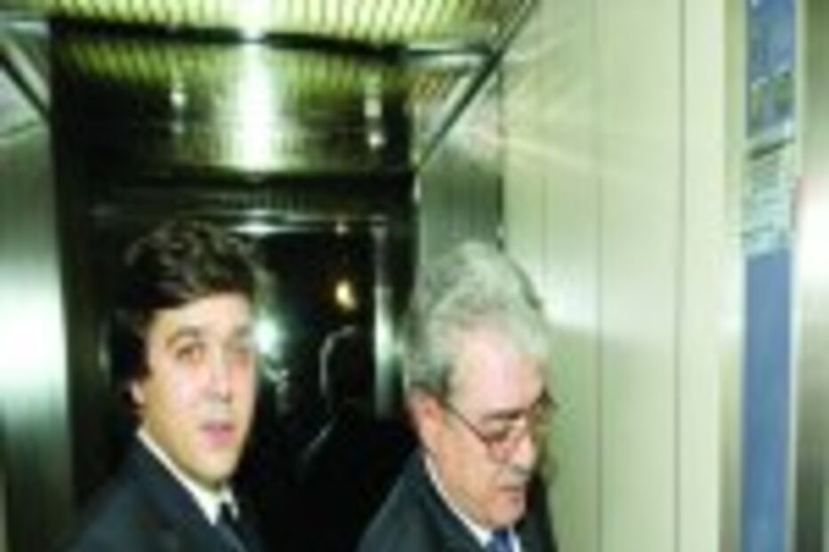 Joaquim Oliveira concretiza compra