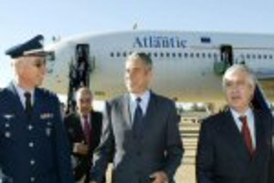 Acordo Lula só legalizou 18 330 em três anos