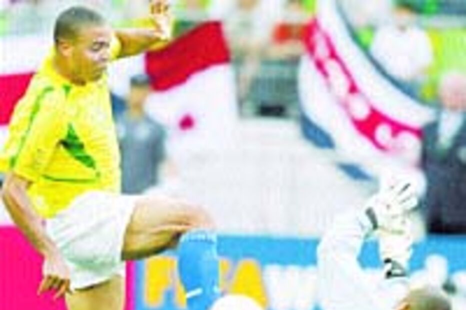 DEFESA BRASILEIRA METE ÁGUA