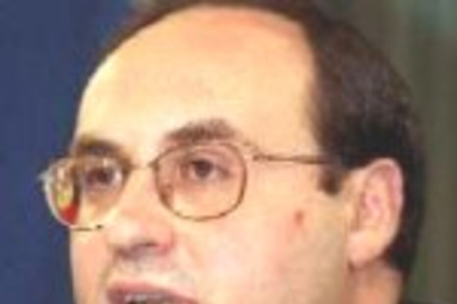 VITORINO DEFENDE QUOTAS PARA IMIGRAÇÃO