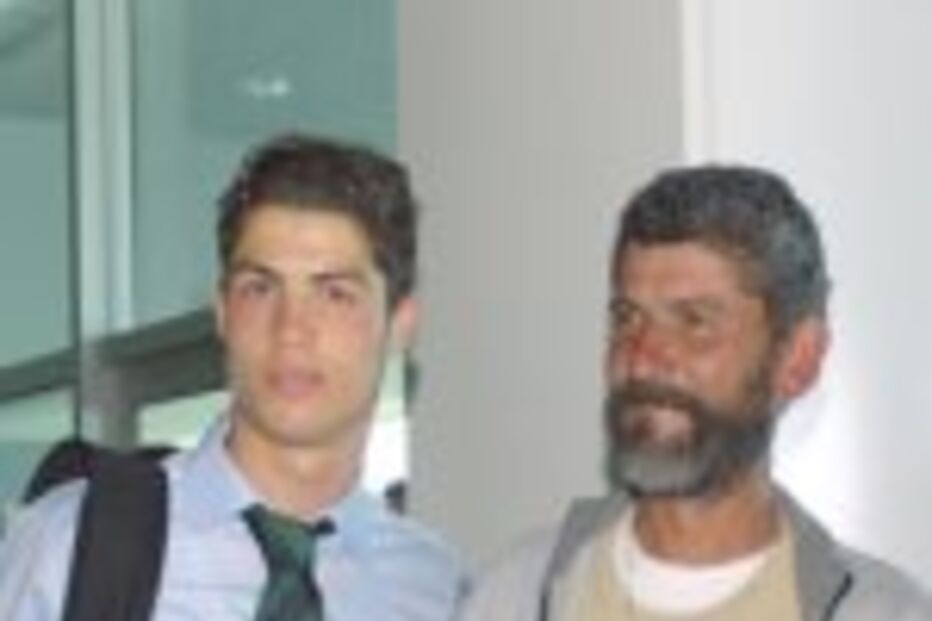 Ronaldo chora com doença do pai