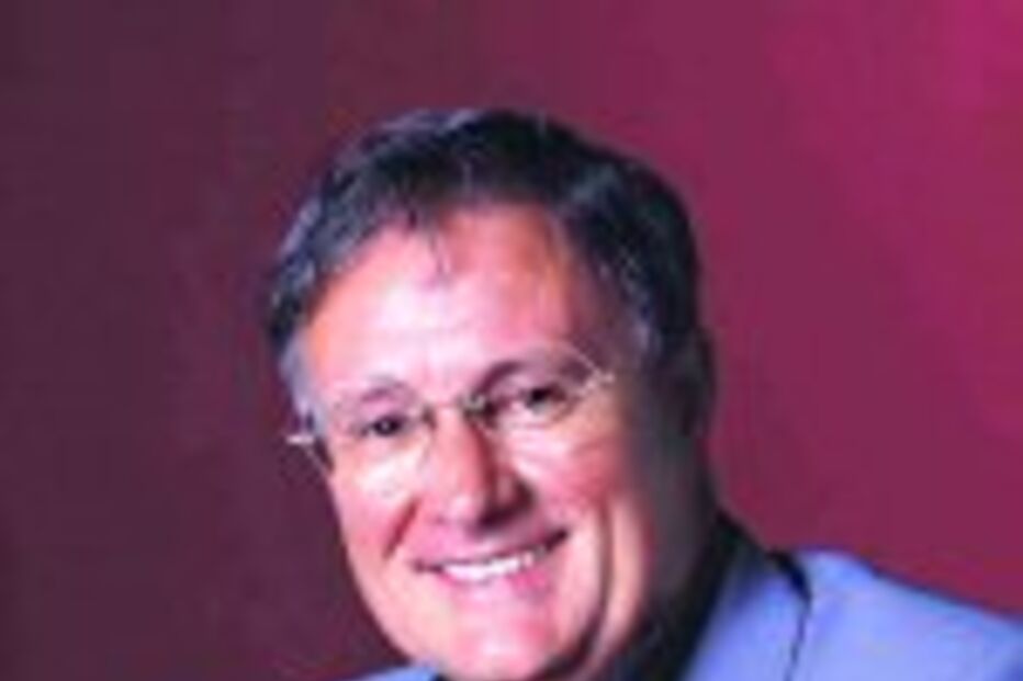 Oposição contesta novo presidente