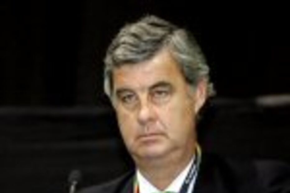 Sócios abrem a porta à alienação de património