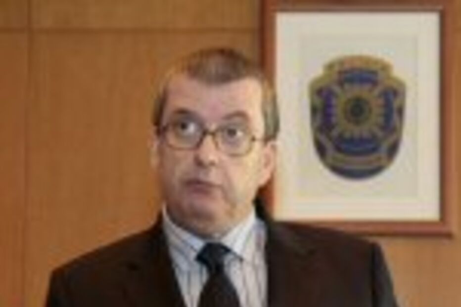 PJ tem 2 milhões para carros novos