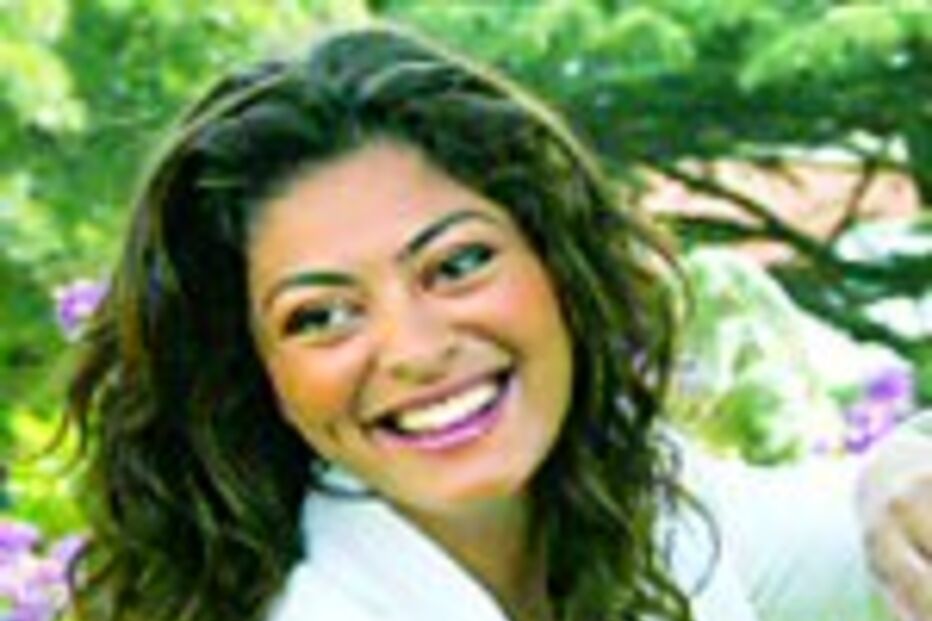 Juliana Paes regressa dia 9 à SIC