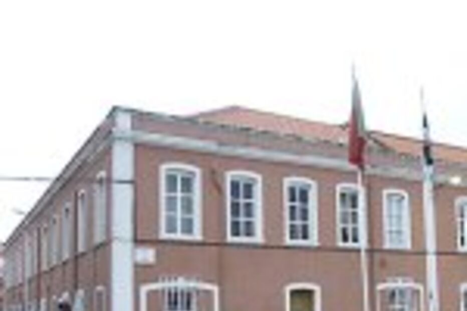 DINENSINO PRESTA CAUÇÃO DE 1,4 MILHÕES
