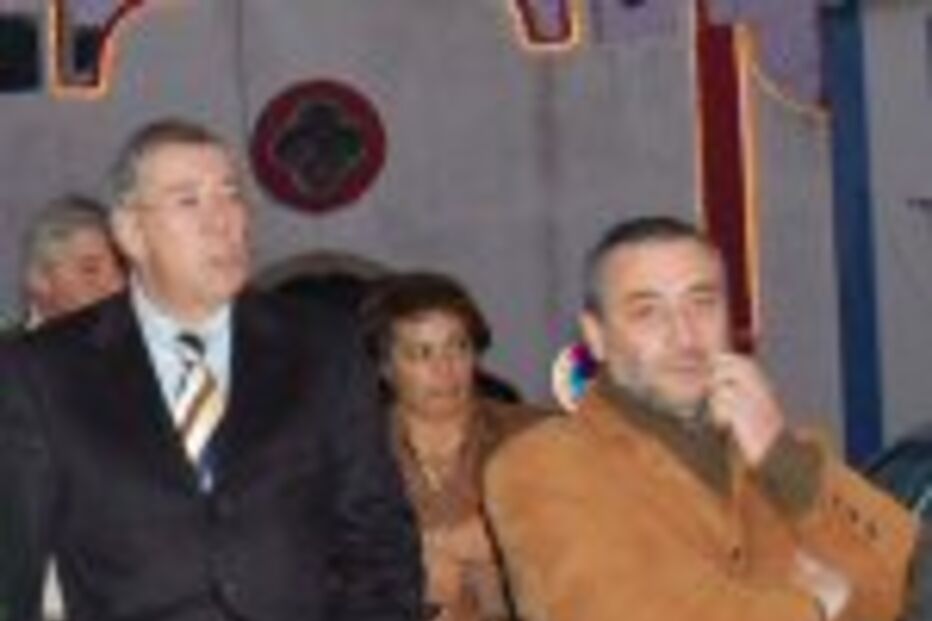 Tuta tira pelouros a vereador