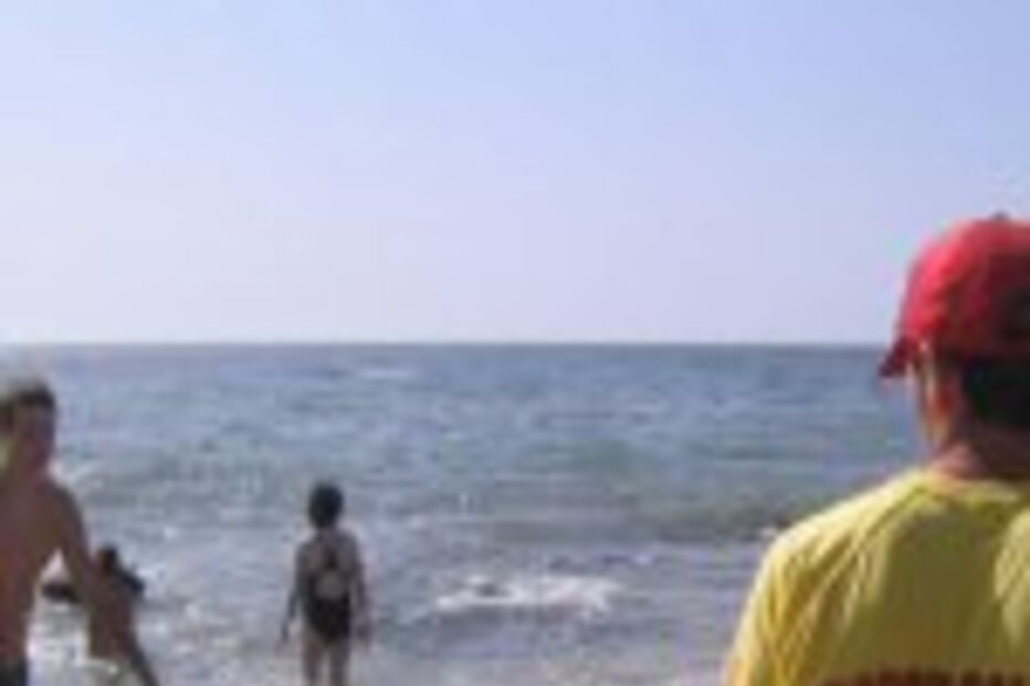 Praia interdita em Viana