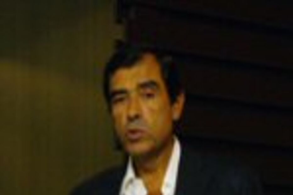 Moniz quer dois canais na TV Cabo