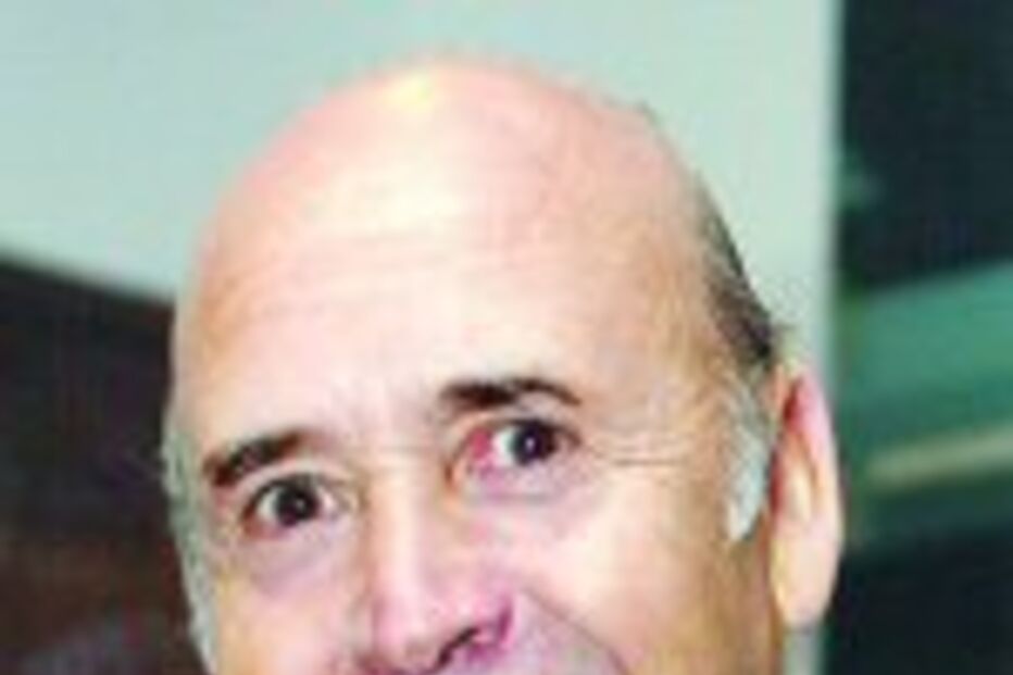 Sousa Cintra vende fábrica