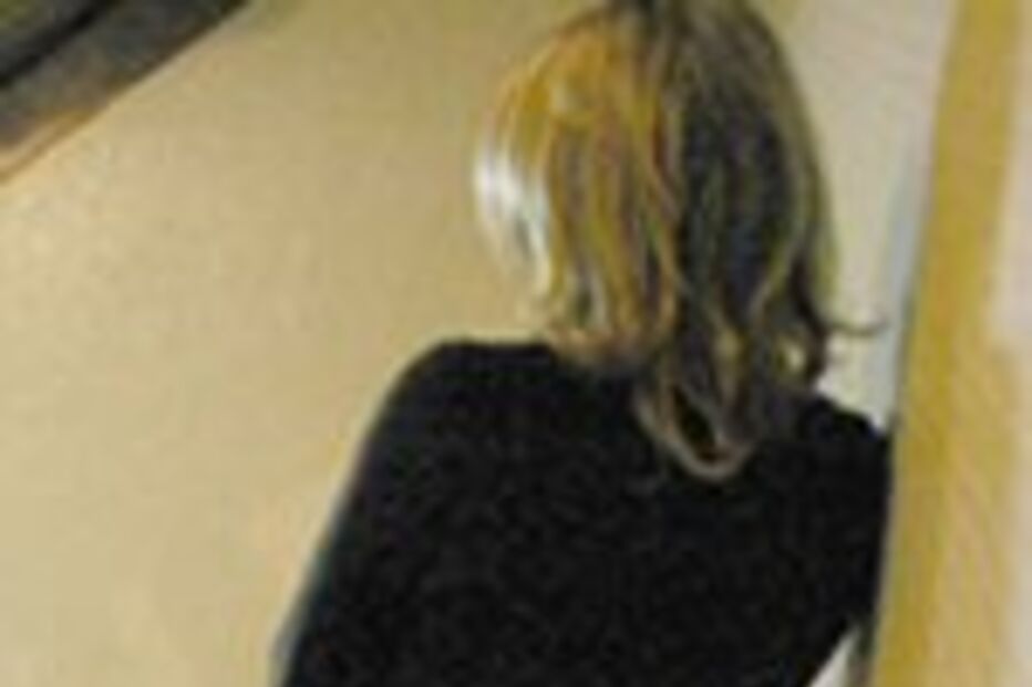 Menor rouba prostitutas