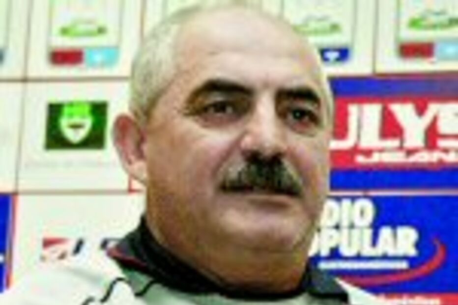 Vítor Oliveira quer empenho dos jogadores