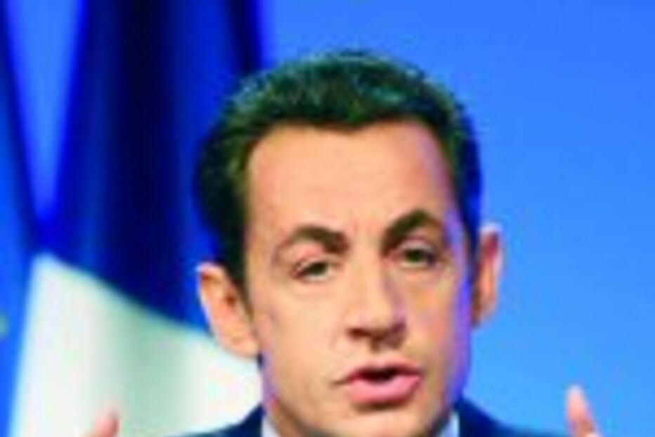Sarkozy promete mais dureza