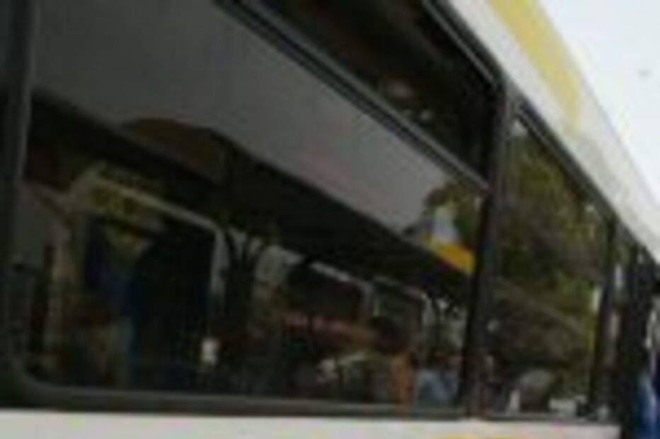 Utentes dos TST no Montijo exigem mais autocarros para Lisboa