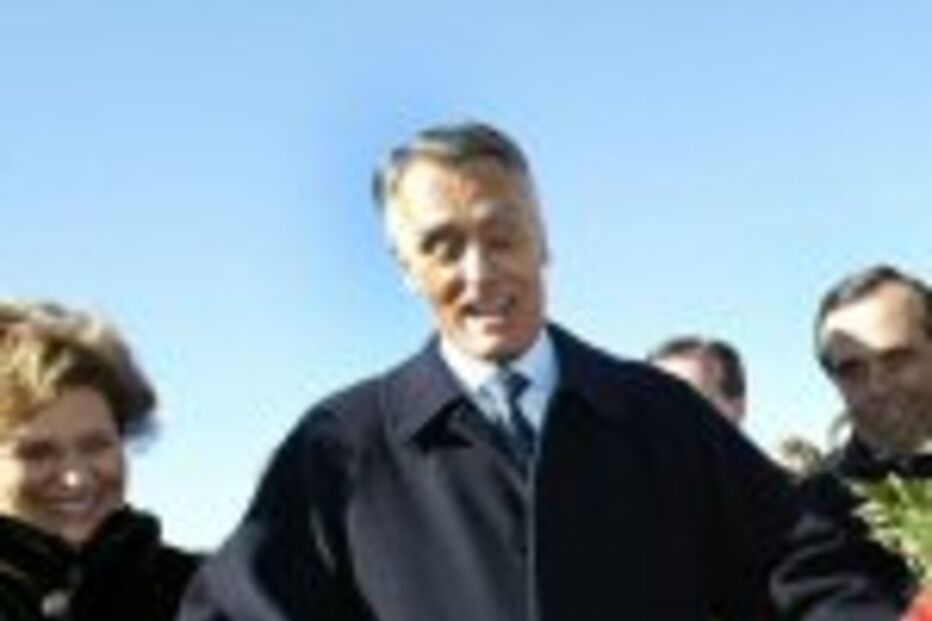 Cavaco manda fazer mais bebés