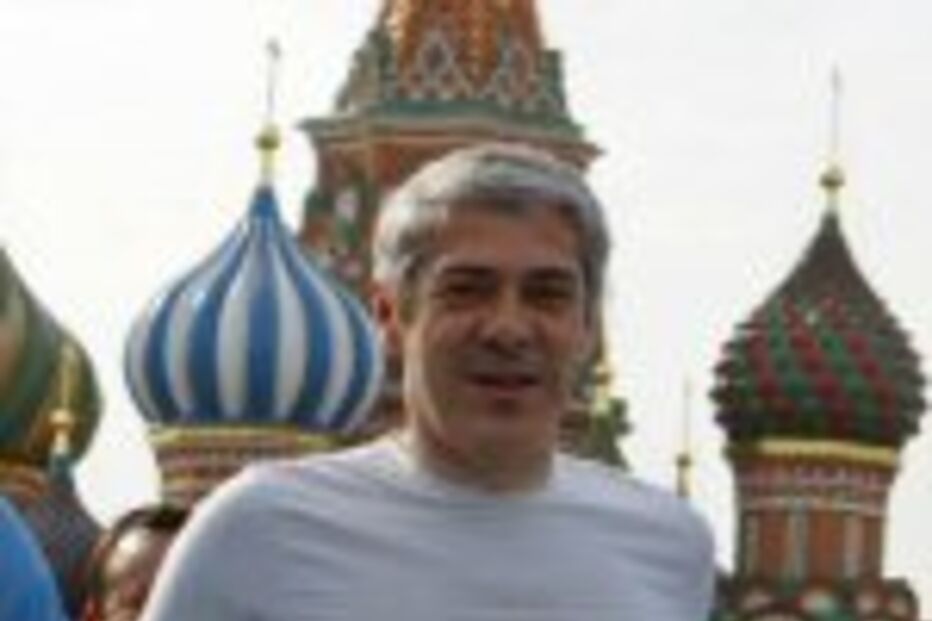 Sócrates contra lições de democracia à Rússia