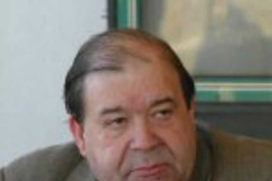 Romeu Francês livre mas com apresentações