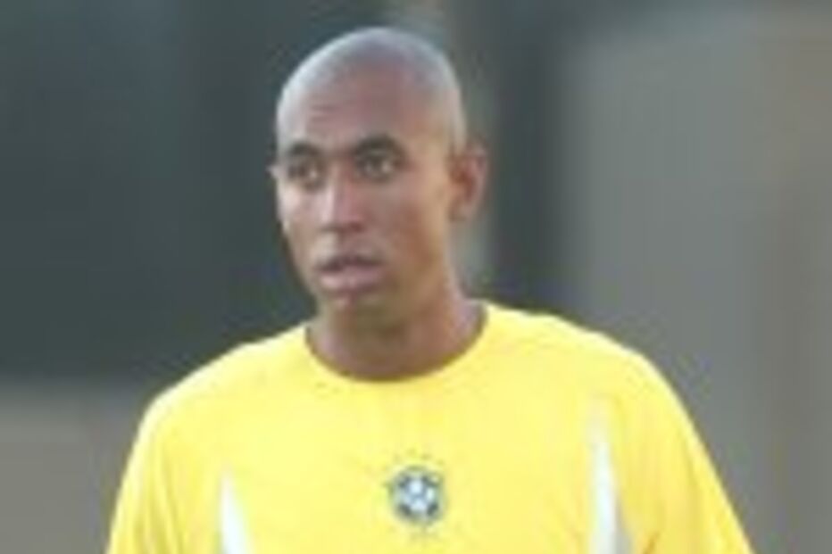 LUISÃO PERTO DA LUZ