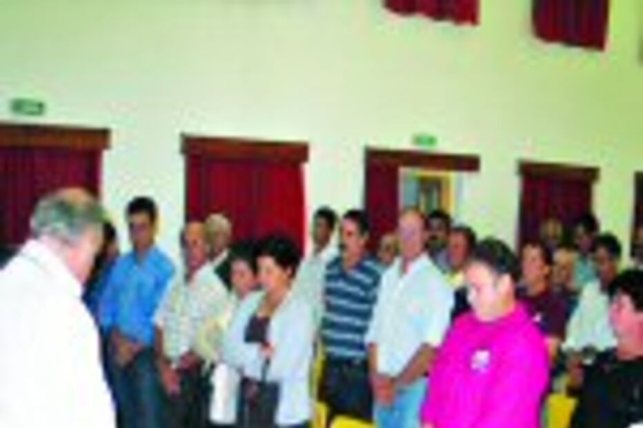 Mineiros ameaçam com protesto