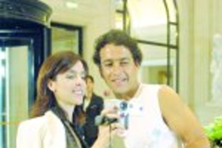 CELEBRIDADE PERDE AUTORA