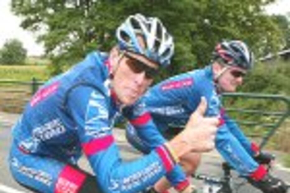 ARMSTRONG CONFIRMADO