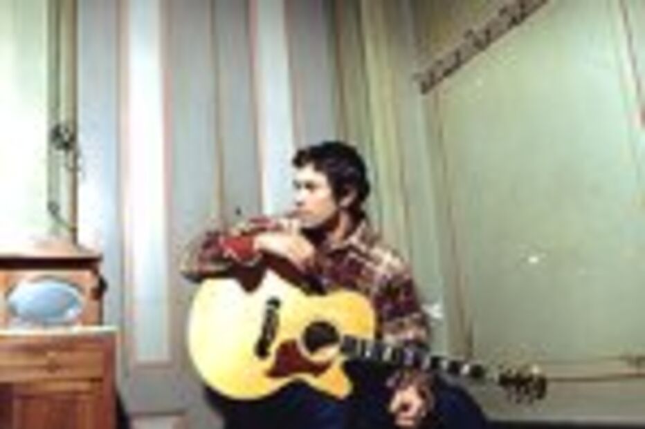 TEMA DE DAVID FONSECA EM ANÚNCIO PUBLICITÁRIO