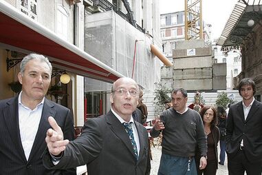 Comerciantes contra obra de hotel