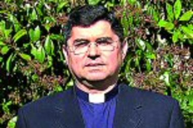 Capelão de Lúcia sobe a bispo