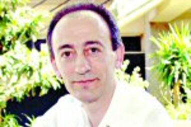 Novo livro ‘limpa’ PIDE