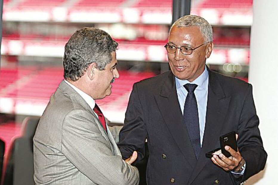 Alhinho morre em Angola 