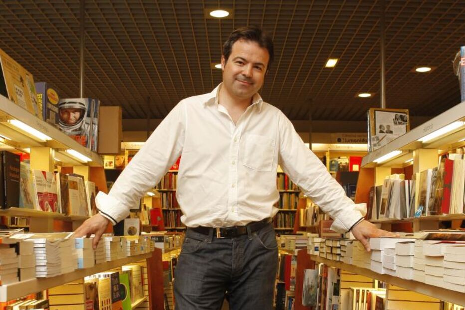 Autarca escreve romance histórico