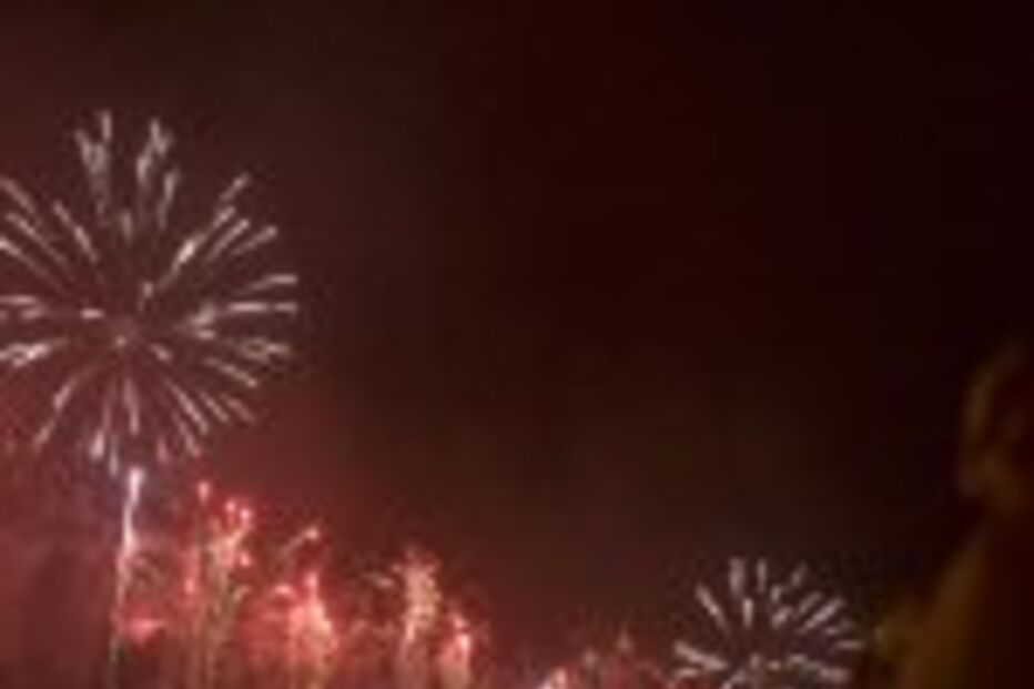  Porto na rua em noite de folia 