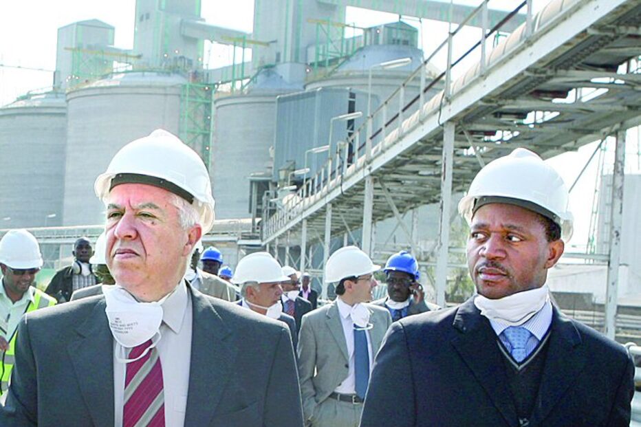 Despesa irregular quase duplica