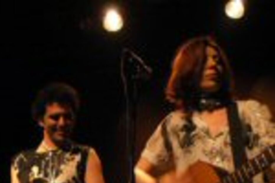 Rádio Macau ao estalo em palco