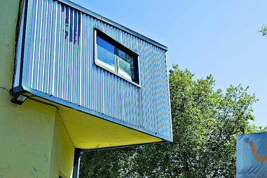 Agressões e tiros à porta de discoteca