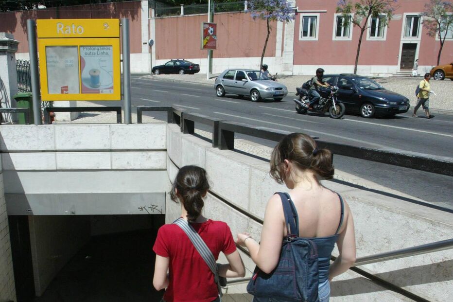Transportes gratuitos para os jovens