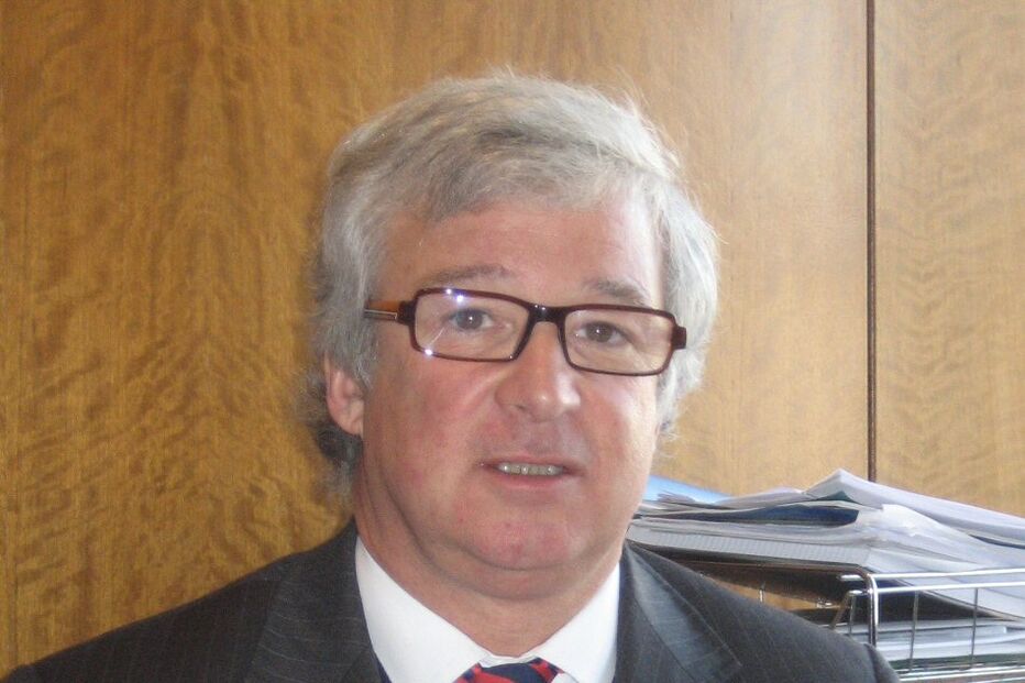 António Belmar da Costa eleito