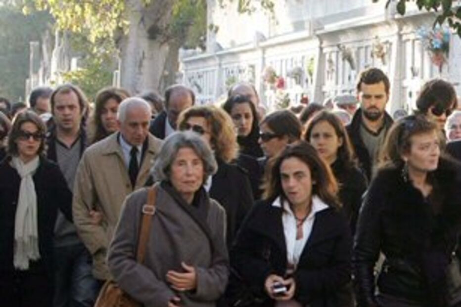 Poucos no adeus a Alçada Baptista