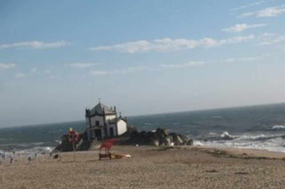 Gaia: Pessoa caiu ao mar 