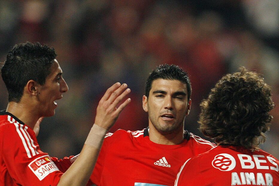 Benfica vence Leixões 