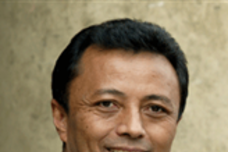 Presidente entrega governo a Junta Militar