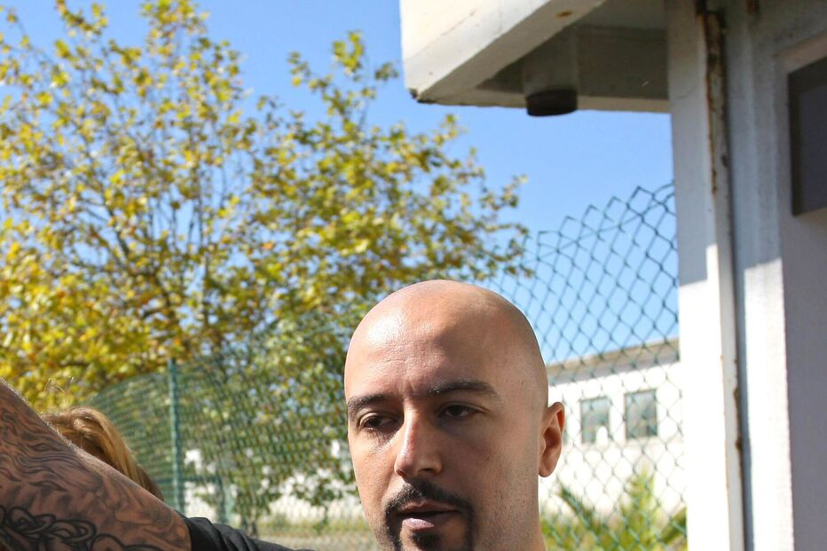 Machado detido por atirar a matar